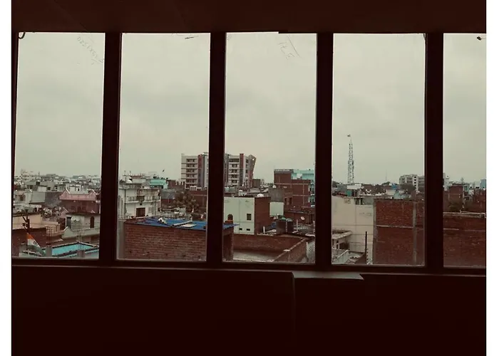 Srinivasan Villa Varanasi